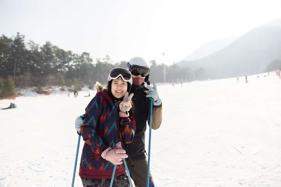 From Seoul: Korea Ski Tour - Jisan Forest Resort - Free Skiing After Class