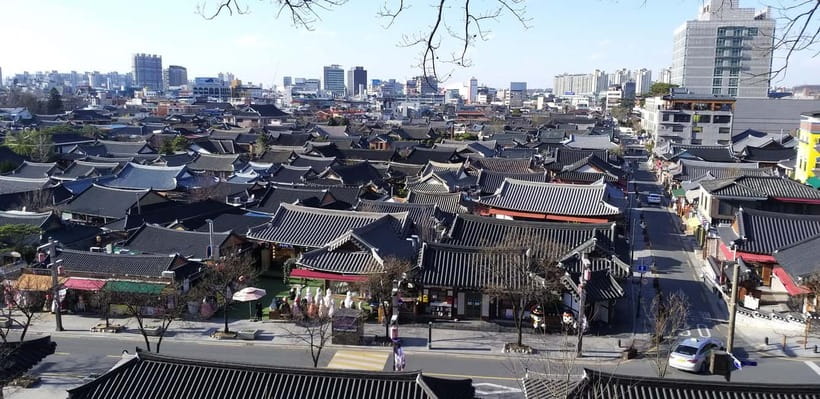 From Seoul: Korea Spring Cherry Blossom Day Tour - Maisan Mountain and its twin peaks