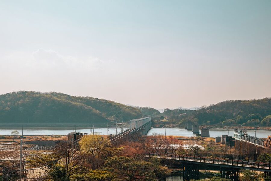 From Seoul: Private DMZ and Odusan Observatory Full-Day Tour - North Korean food for lunch