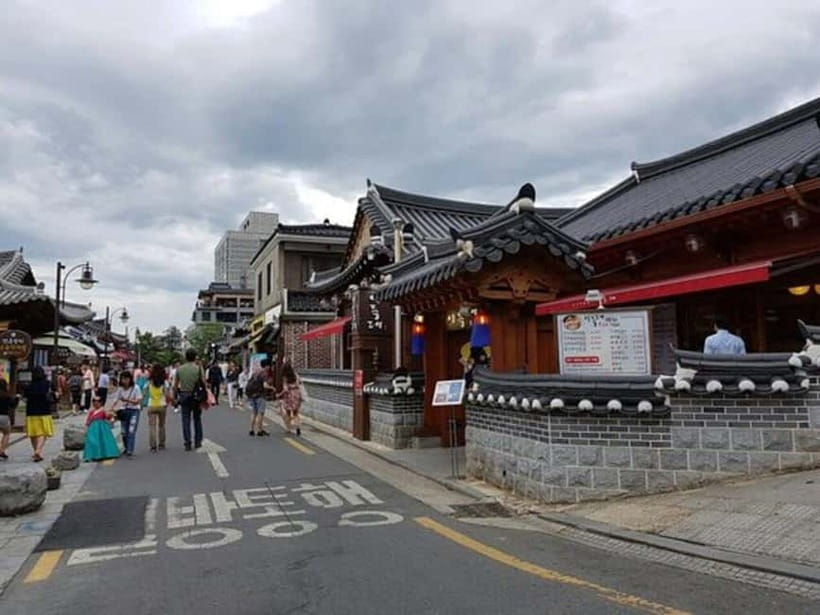 From Seoul to Jeonju Hanok Village and back in a single day! - Hanbok, bibimbap, and the food-first side of Jeonju