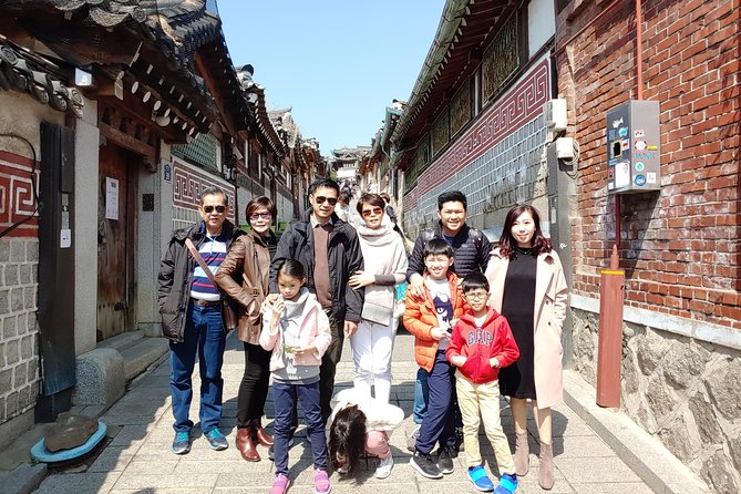 Full-day Customizable Private Seoul Highlight Tour - N Seoul Tower and the final city view