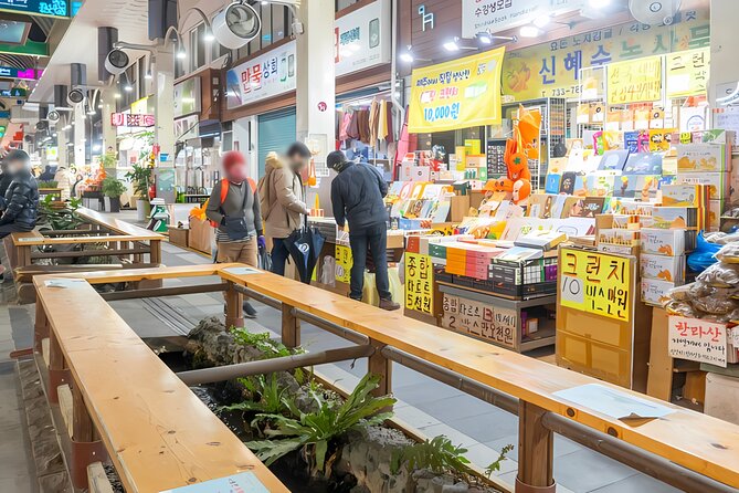 Full-Day Jeju Island UNESCO Tour for Cruise Layover Guests - Guides, meeting point, and port timing