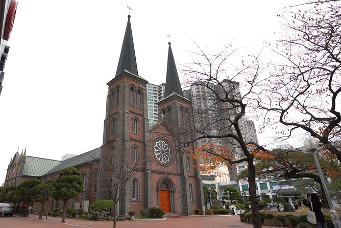 Fun & Informative Daegu in Korea Virtual Tour - Yangnyeongsi Museum and traditional herbal medicine