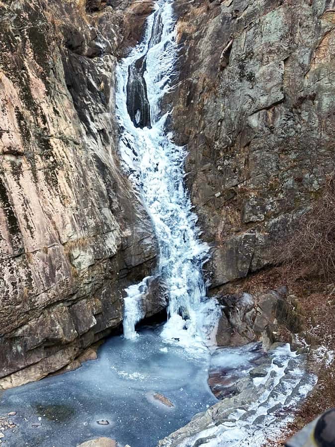 Gamaksan & IceWall Cafe & Eunpyeong HanokVillage & Jingwansa - How to prepare for a cold outdoor day