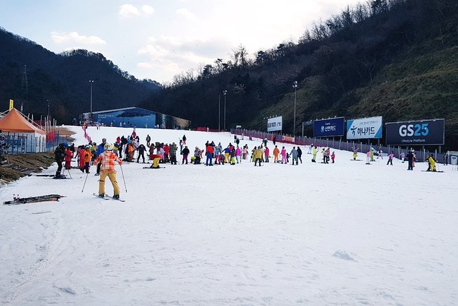 Gangchon Elysian Ski Day Trip from Seoul - Renting clothing and equipment before skiing