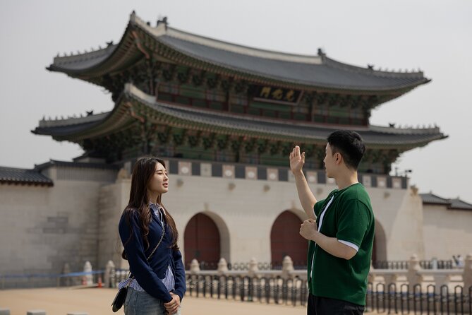 Gwanghwamun Tour l 120 minutes to Understand Local Korean Society - The US Embassy stop and Korea’s outside influences