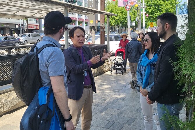 Gwangjang market Netflix Food Walking Tour with Insadong - Who should book this Seoul walking tour?