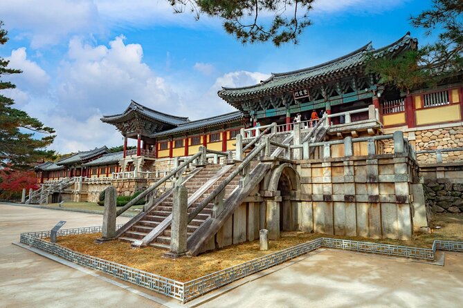 Gyeongju Historic Areas Day Tour with Sky Capsule from Busan - Gyeongju Historic Areas and Daereungwon Tomb Complex