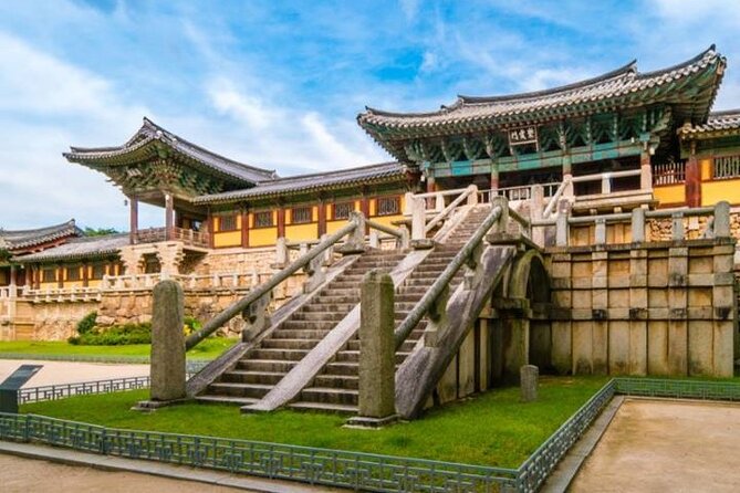 Gyeongju ONE-DAY Highlights for PRIVATE CRUISE PASSENGER'S - Cheomseongdae, a compact astronomical landmark