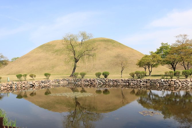 Gyeongju The UNESCO World heritage sites tour(Private tour) - Cheonmachong Tomb in Tumuli Park