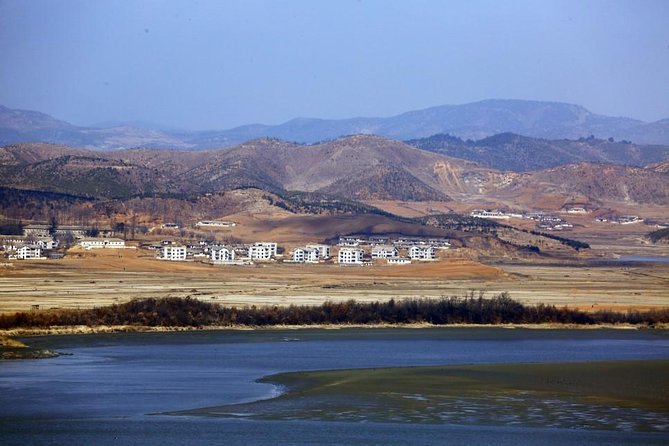 Half Day DMZ tour & drop off at Incheon airport (private group) - Returning to Seoul’s edge, then continuing to Incheon