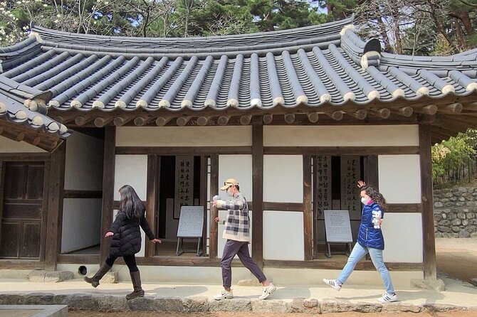 Half-Day Self-Guided Tour of Gangneung with Driver - Yeongjin Beach and the Jumunjin Breakwater
