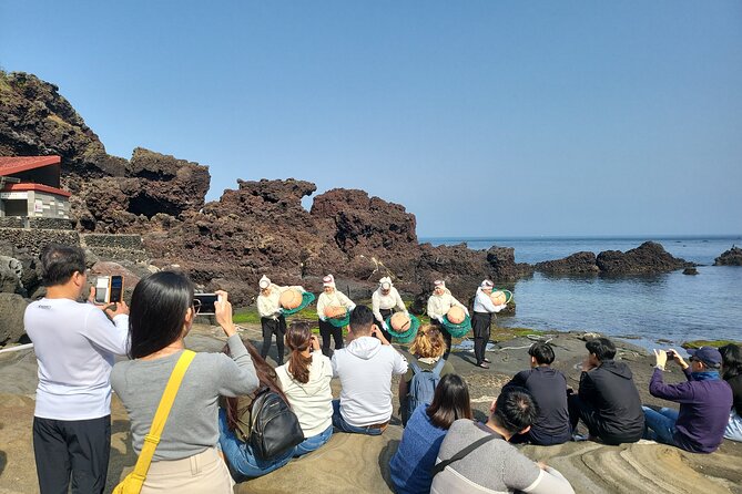 Half or Day Tour For Cruise customers arriving at Gangjeong Port - Jeongbang Waterfall: Jeju’s Sea-Level Showpiece