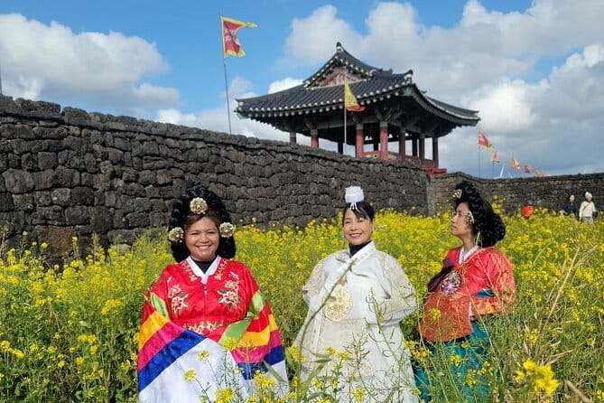 Hanbok Experience & Seasonal Half-Day Private Package Tour - Why the hanbok makes this Jeju tour different