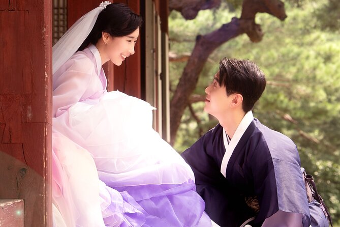 Hanbok Photoshoot in Gyeongbok Palace - Should you book this Gyeongbokgung hanbok photoshoot?