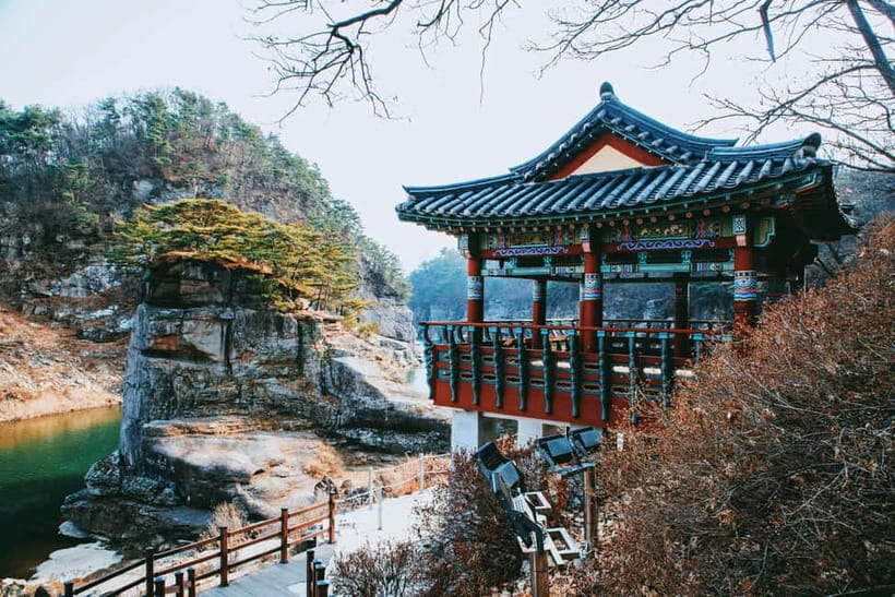 Hantan Canyon & Goseokjeong Flower Garden & Pink Muhly Park - Hantan Canyon and the power of columnar rock