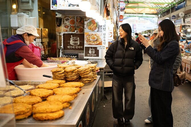 Hidden Stories & Flavors Market Food Tour - Entering Gwangjang Market with a plan
