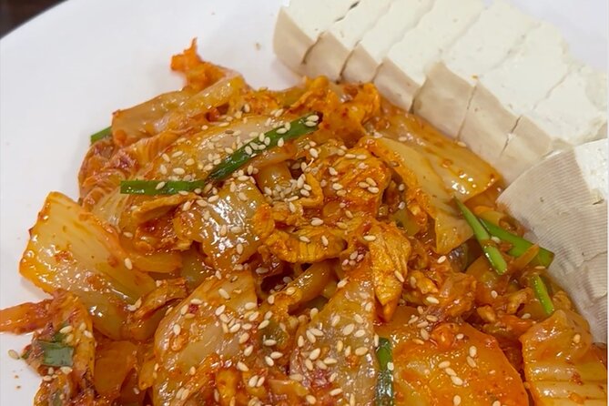 Hidden Street Food food tour in Seoul - The Bus Ride to Chebu-dong