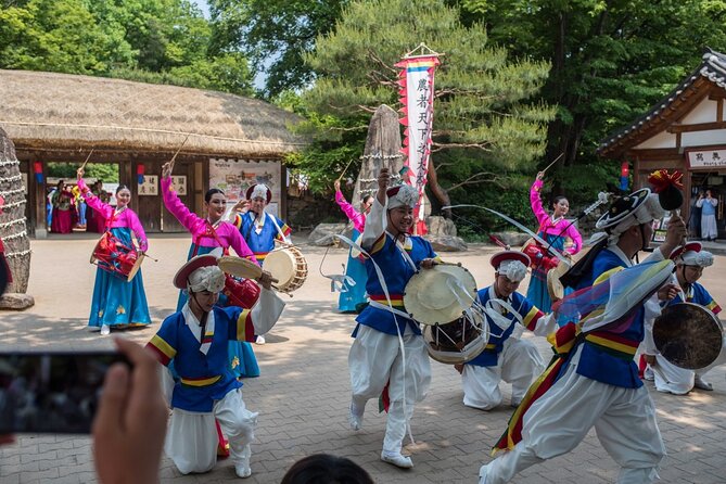 Hwaseong Fortress/Folk Village/Starfield Library Suwon - Who will enjoy this experience most