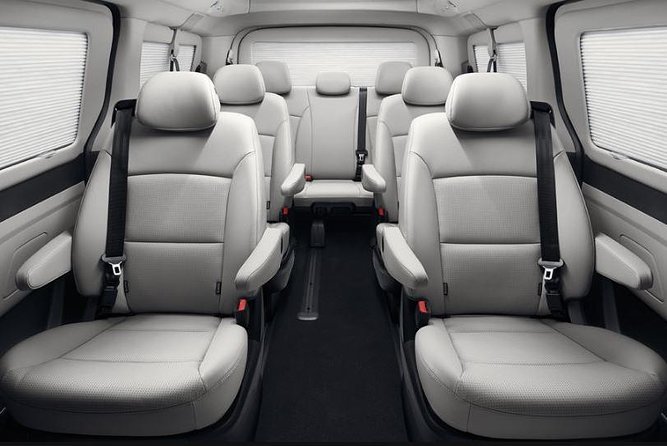 Incheon Airport Pickup - Meeting your driver at Incheon Airport