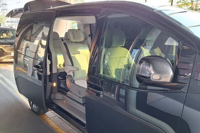Incheon Airport Private Transfer between Seoul City - Finding your driver after landing