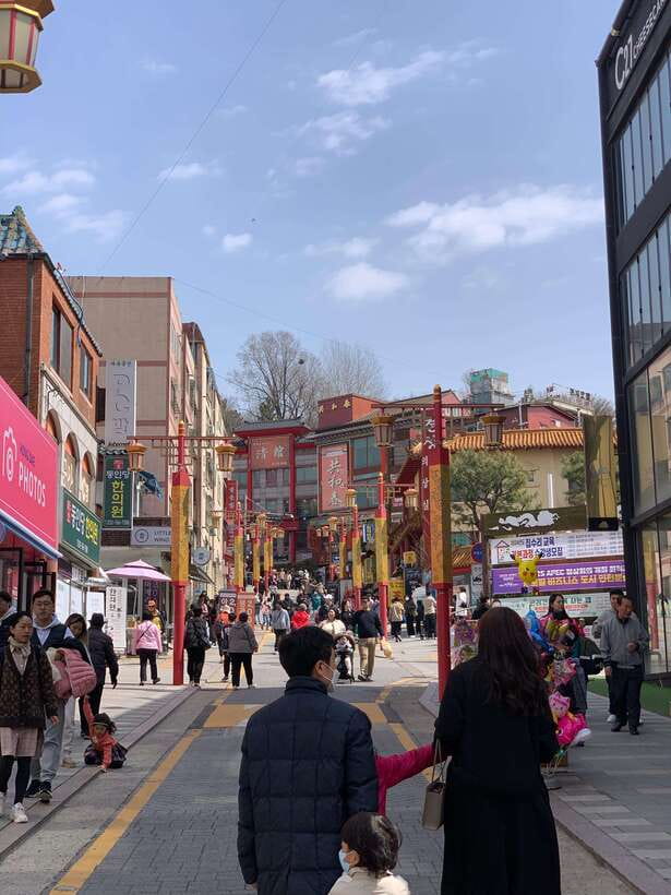 Incheon: Sunset Beach & China/Japan Town & Inspire Resort - Wolmi Theme Park keeps the afternoon light