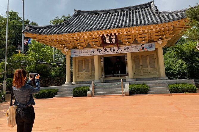 Inwangsan hike & historical sites - Following Hanyangdoseong, Seoul’s old city wall