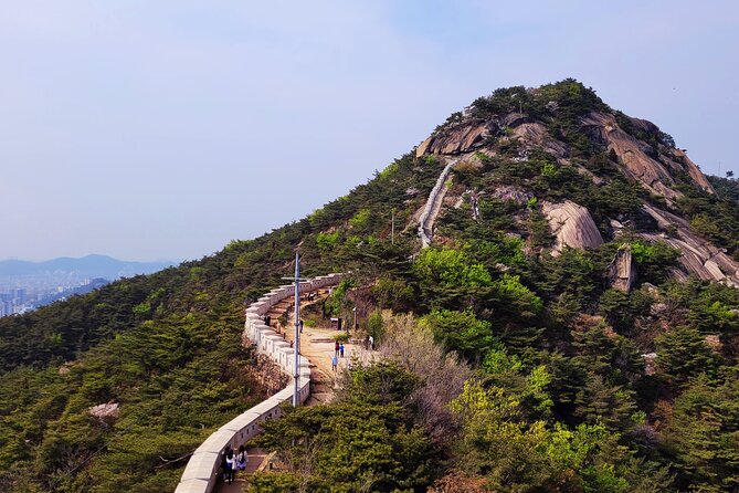 Inwangsan hike & historical sites - Who will enjoy this Seoul hike most