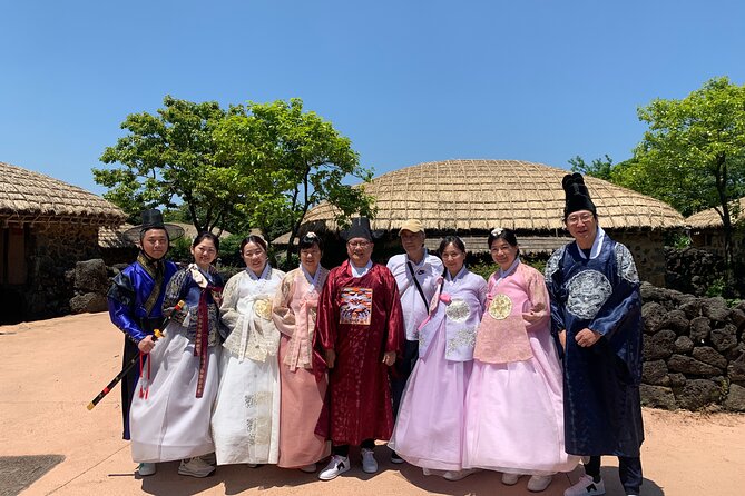 Jeju bus tour with professional English guide for cruise customer - Who should book this Jeju tour?