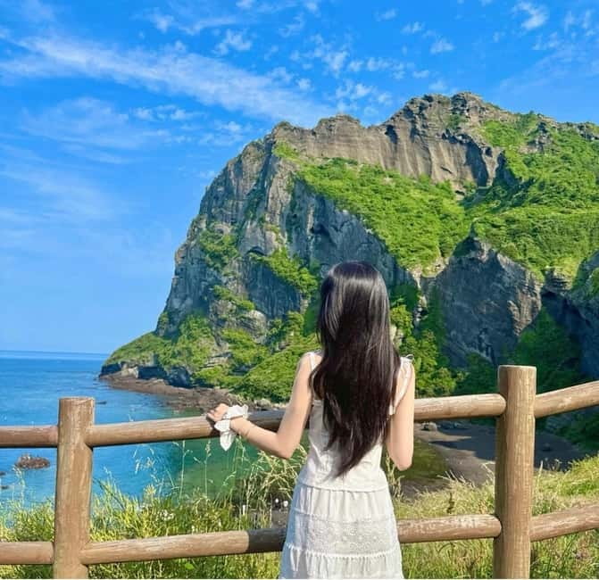 Jeju: Eastern UNESCO Sites Tour with Haenyeo Show - The Haenyeo Museum explains Jeju’s working sea culture