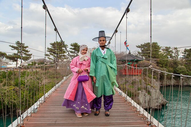 [Jeju] Hanbok Rental Experience/Korean Traditional Clothes Rental Shop - The accessories make the outfit