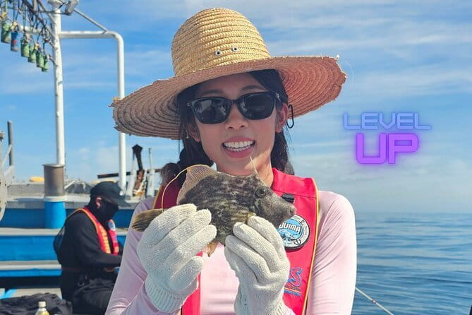 Jeju Hidden Gem Sea Boat Fishing Tour with Lunch - Getting on the boat at Hyeonsapo Port