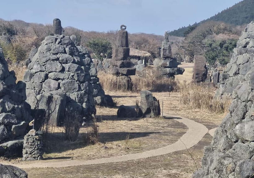 Jeju Island: Eastern Tour for Leisurely Walkers - What the $109 price really covers