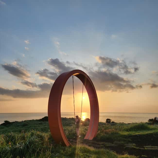 Jeju Island: Sunrise Guided Tour with Hotel Pickup - Why a Jeju sunrise takes planning