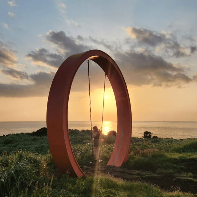 Jeju Island: Sunrise Guided Tour with Hotel Pickup - The jjimjilbang option after the tour