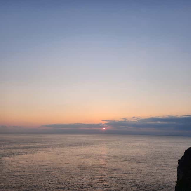Jeju Island: Sunrise Guided Tour with Hotel Pickup - Who will get the most from this tour