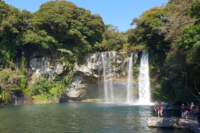 Jeju Premium Small Group UNESCO Day Tour - South Course - Cheonjiyeon Waterfall and the short evening walk
