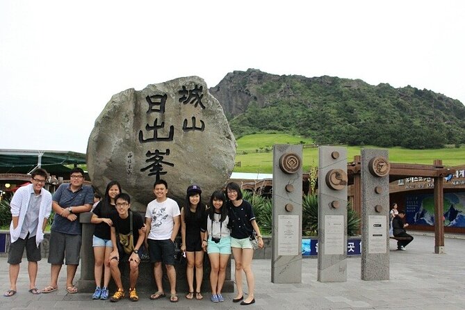 Jeju Private Day Tour- Seongsan Ilchulbong & Haenyeo performance - Key points to know before booking
