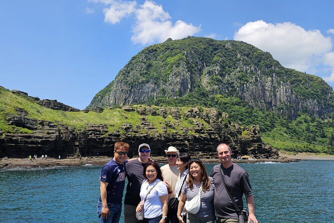 Jeju Private Day Tour with Jeju Cruise Terminal Pickup - Seongeup Folk Village and old Jeju life