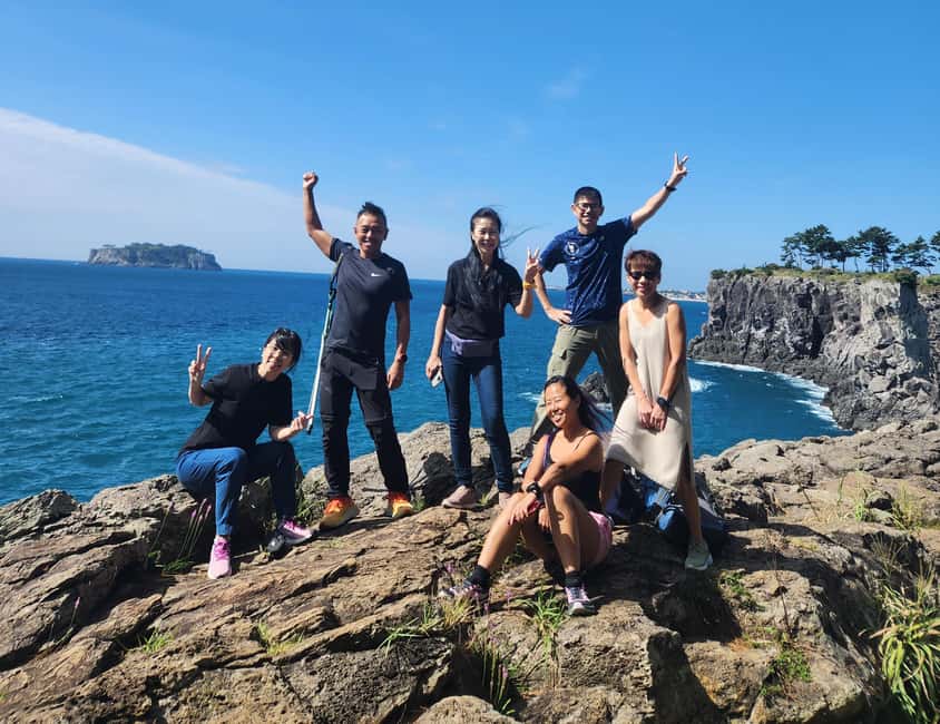 Jeju Private Taxi Tour with a Licenced English Guide-Driver - Choose North and East for Jeju’s Culture and Caves