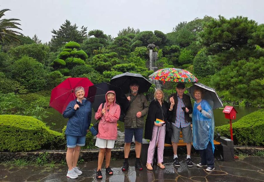 Jeju Private Taxi Tour with a Licenced English Guide-Driver - What the Day Feels Like in Practice