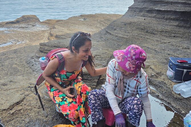 Jeju Private Taxi Tour with a Licensed English Guide-Driver - Timing, meals, and what you should clarify