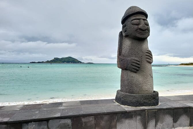 Jeju Unesco Eest course Package Private Van Guided Tour - Gwangchigi Beach: The Classic Seongsan View