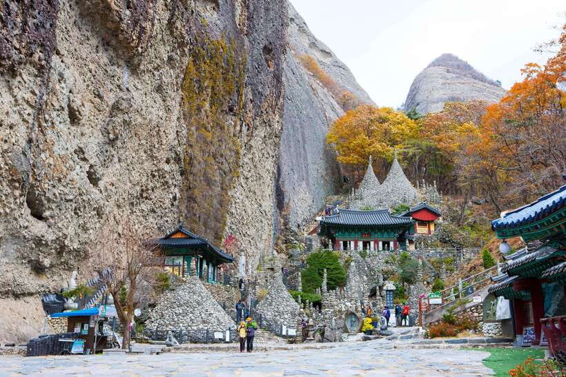 Jeonju: Essence of Jeonju, Hanok Village & Maisan Mountain - Is $207 per person good value?
