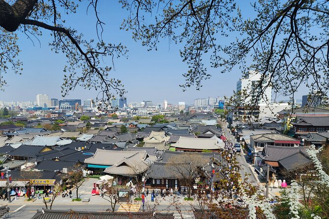Jeonju Hanok Village and Maisan Tapsa Temple Day Tour From Seoul - Why Jeonju makes a good day away from Seoul