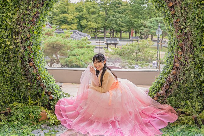 Jeonju Hanok Village Hanbok Rental Experience Hanboknam - Hairstyling is a small extra that matters