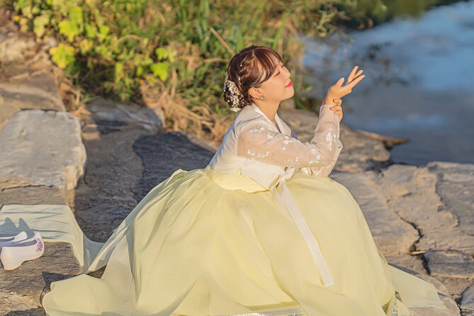 Jeonju Hanok Village Hanbok Rental Experience Hanboknam - The palace claim requires careful planning