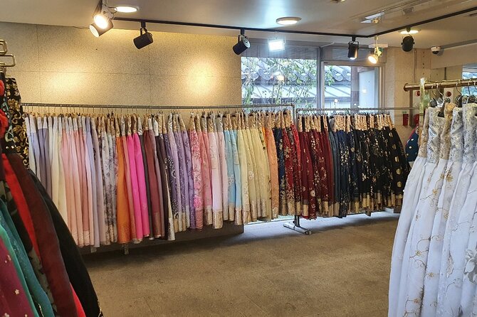 Jeonju Hanok Village Hanbok Rental Experience Hanboknam - Practical fit, comfort, and group size