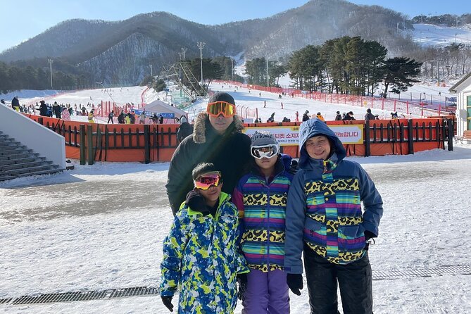 Jisan Ski Resort from Seoul by Shuttle(Opt Winter Skiing Package) - Six hours at Jisan Forest Ski Resort