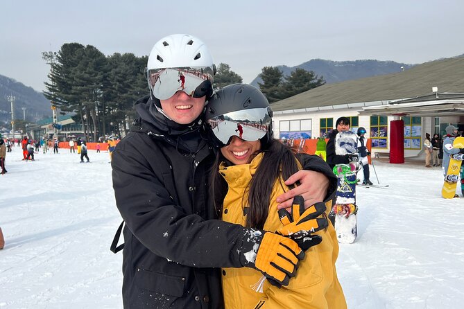 Jisan Ski Resort from Seoul by Shuttle(Opt Winter Skiing Package) - What the guide adds to the day